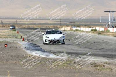 media/Oct-20-2024-Speed Ventures (Sun) [[868654b27b]]/Green/Session 3 (Sunrise)/
